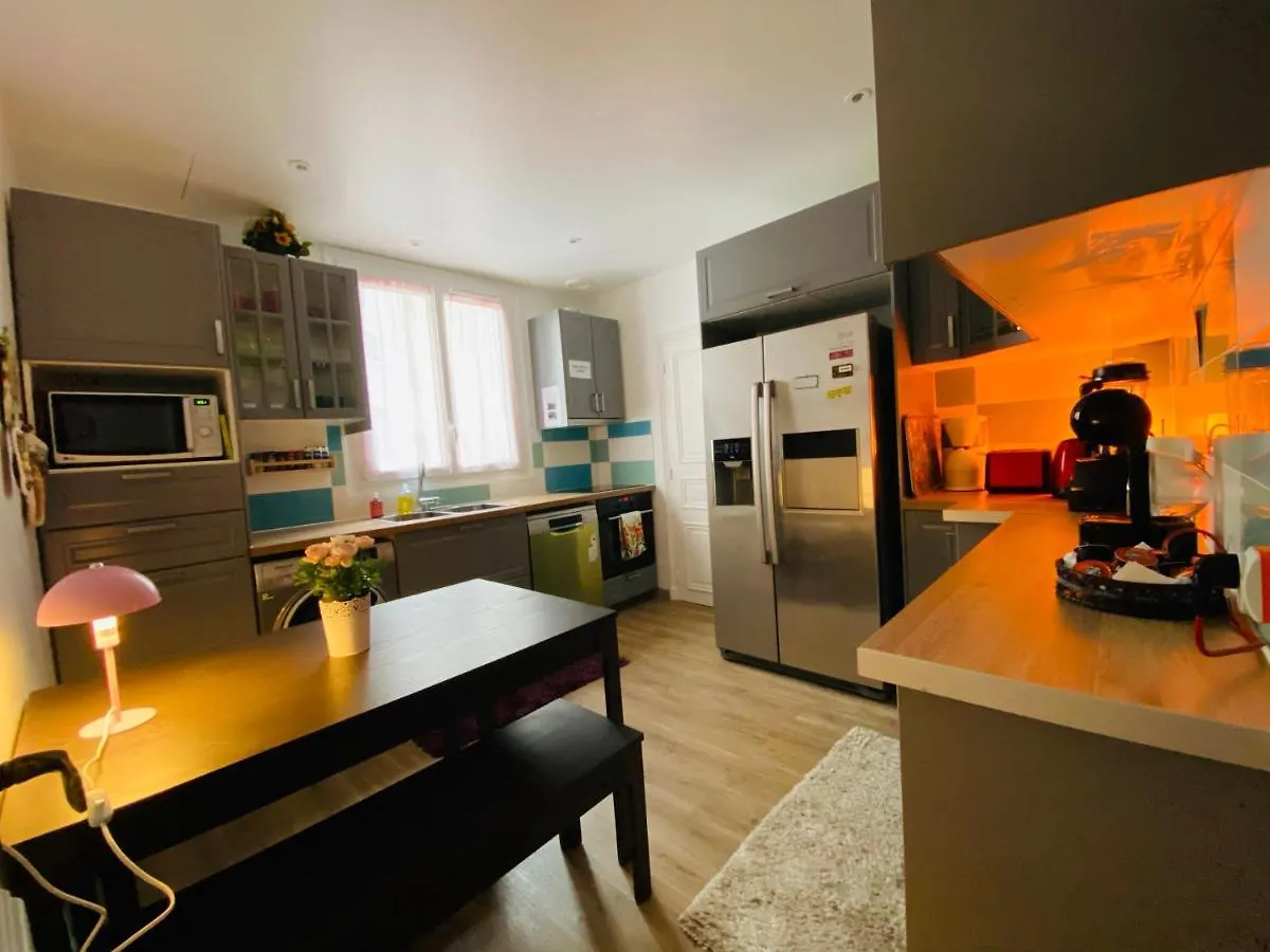 Apartment Champs Elysees Paris France